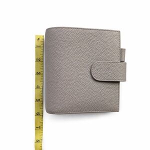 Elegant Moterm Pebble Gray Leather Wallet/Planner A7